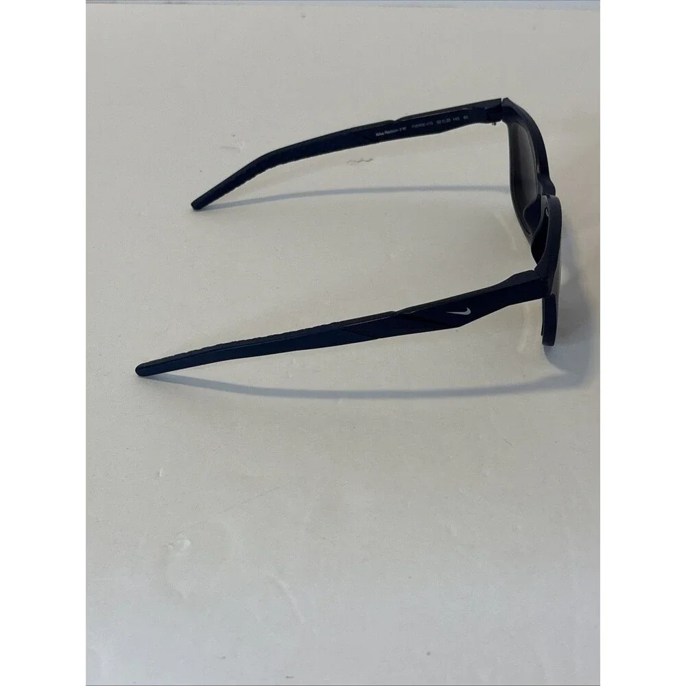 Nike Radeon 2 M FV2406 410 52-20-145 Sunglasses